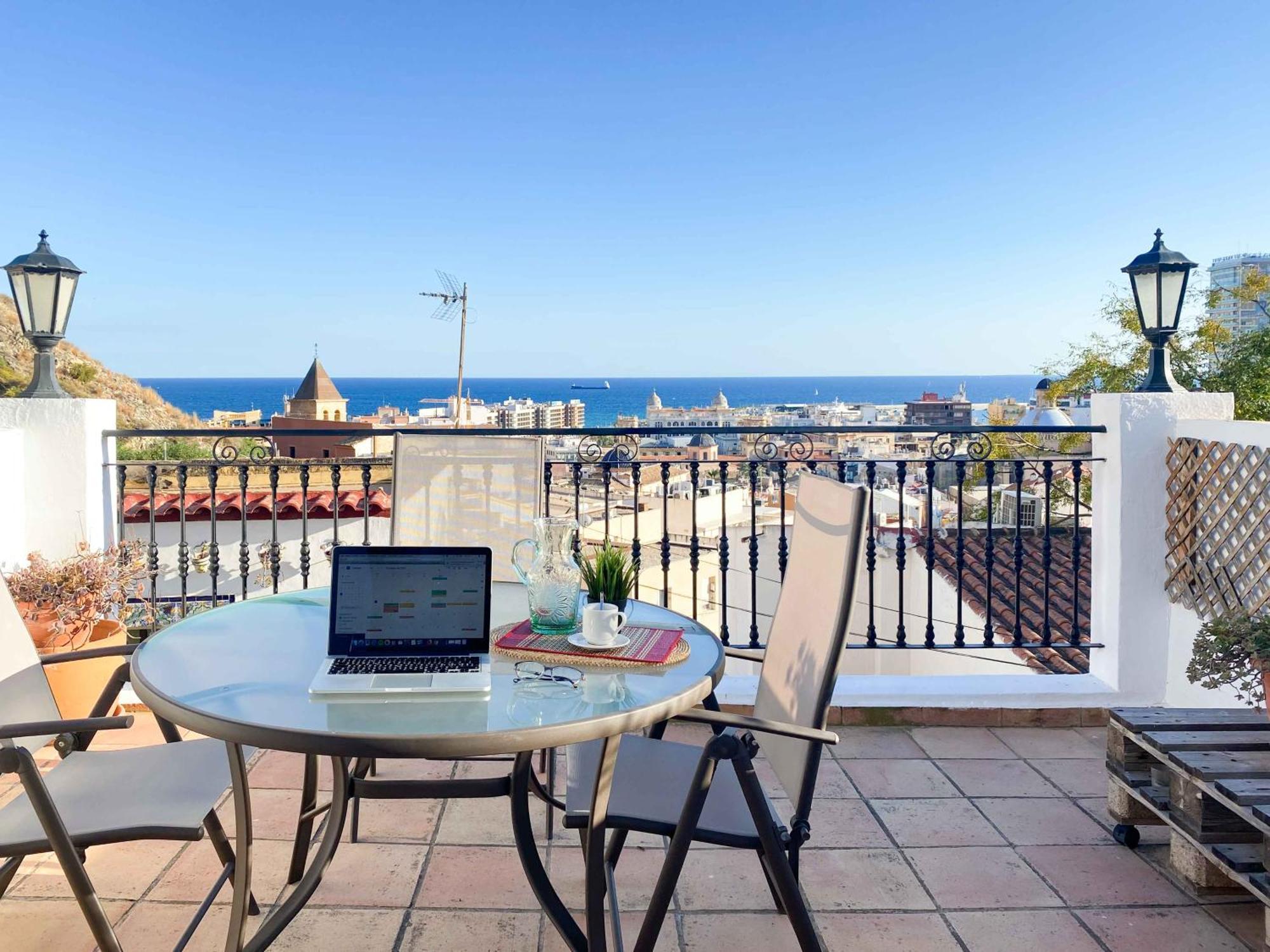 Casa Moll. Tradicion Y Bonitas Vistas De Alicante Eksteriør billede